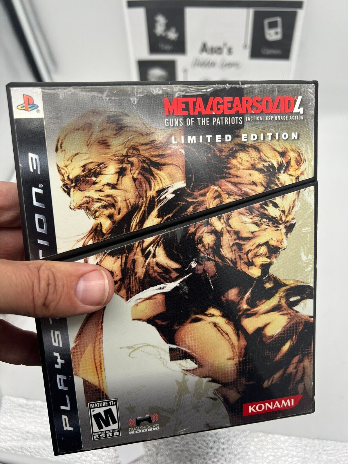 Metal Gear Solid 4 Limited Edition PS3: Includes Bonus Blu-ray Disc + Soundtrack