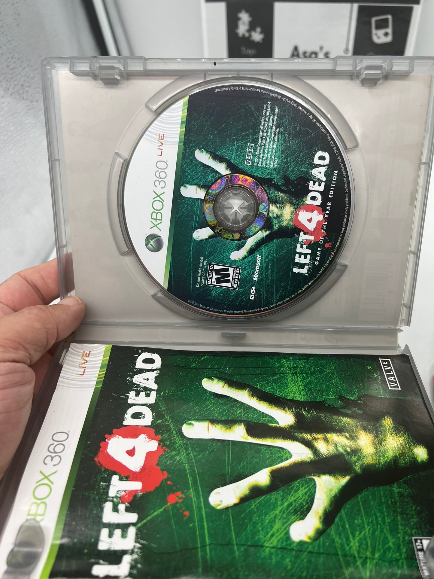 Left 4 Dead Game of the Year Edition (Microsoft Xbox 360, 2009)