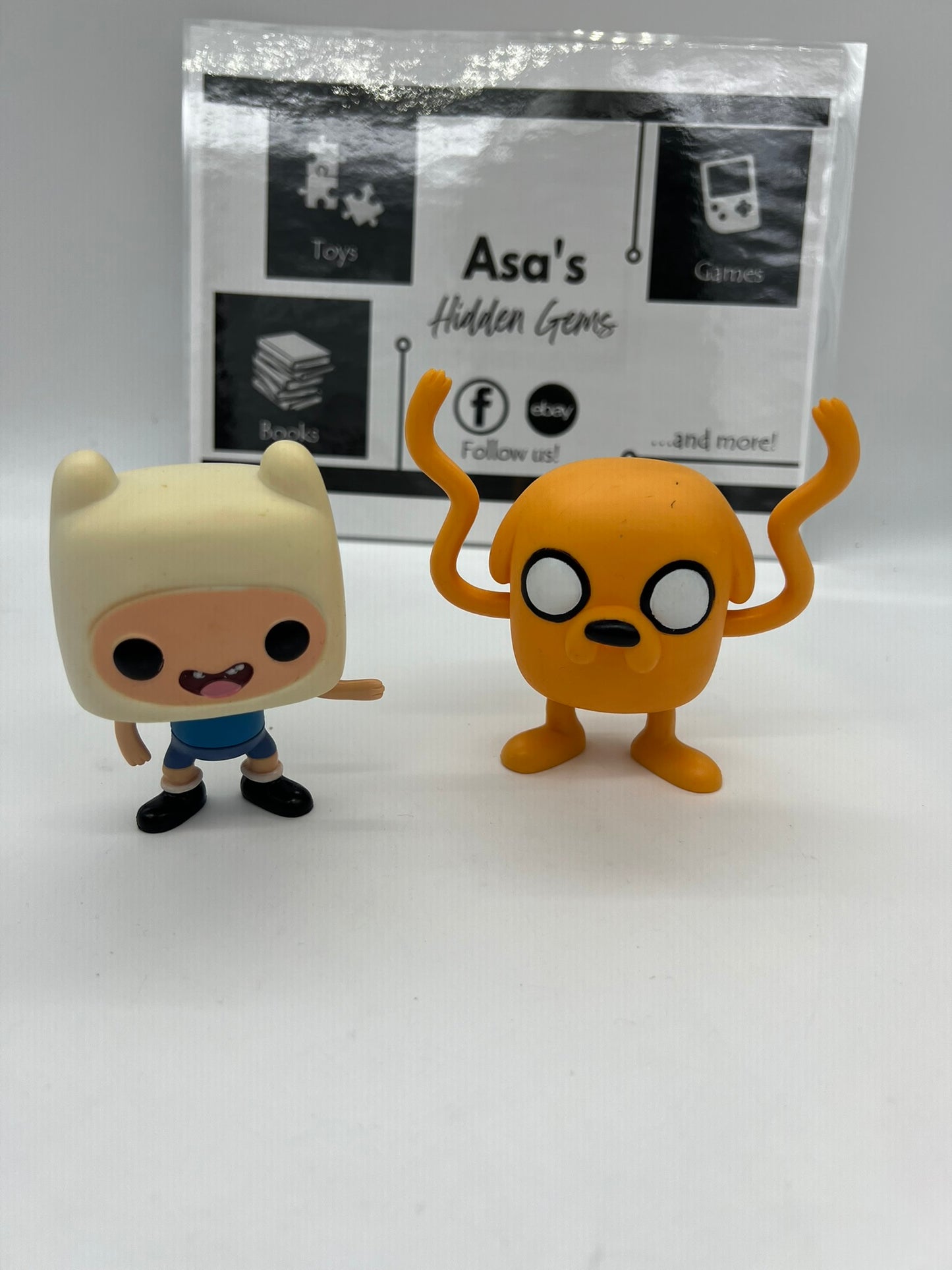 Funko Pop! Adventure Time FINN #32 and Jake #33 Vinyl Figure (No Box) Loose