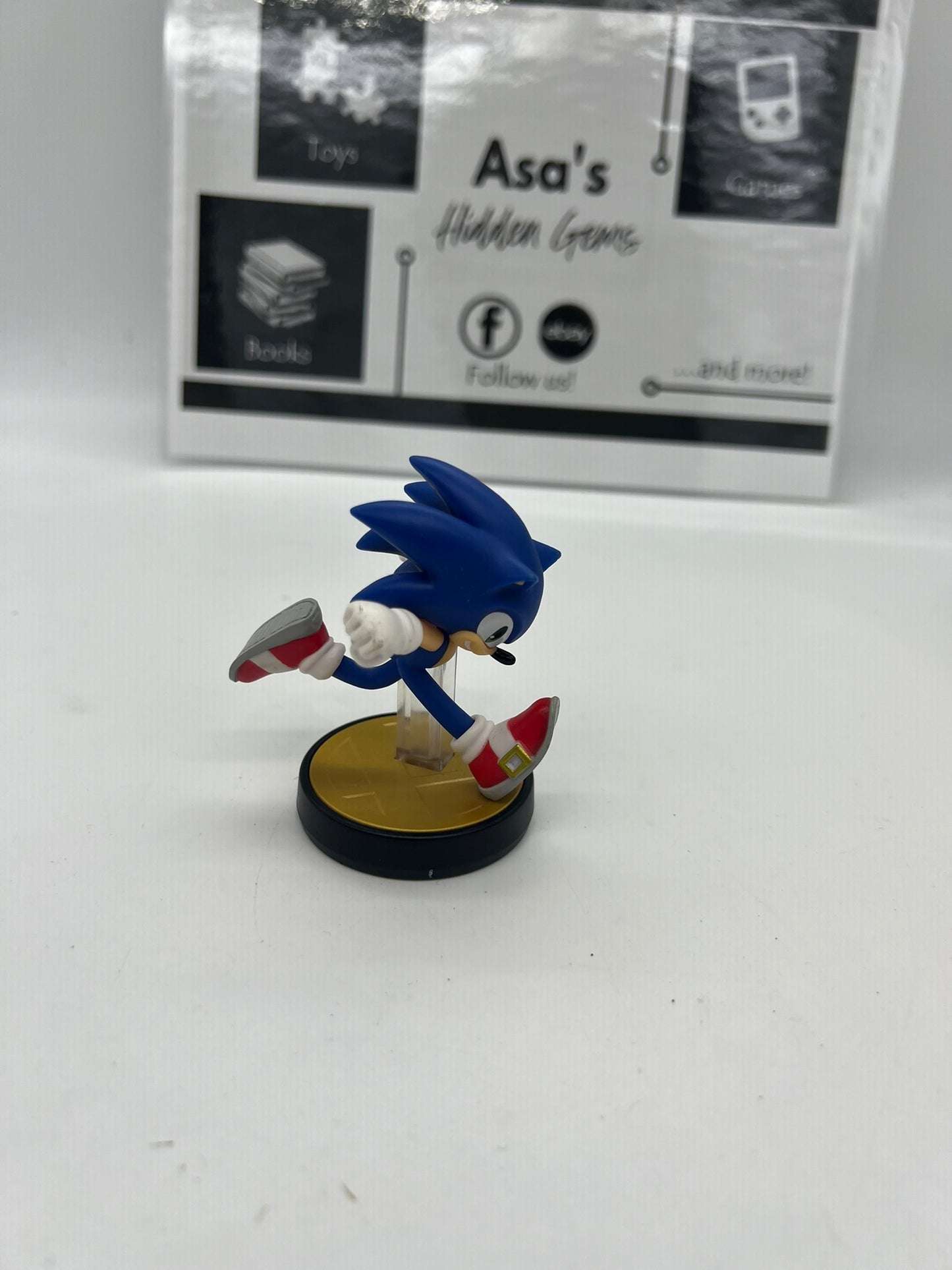 Sonic the Hedgehog (Nintendo Amiibo Figure) Super Smash Bros. Series