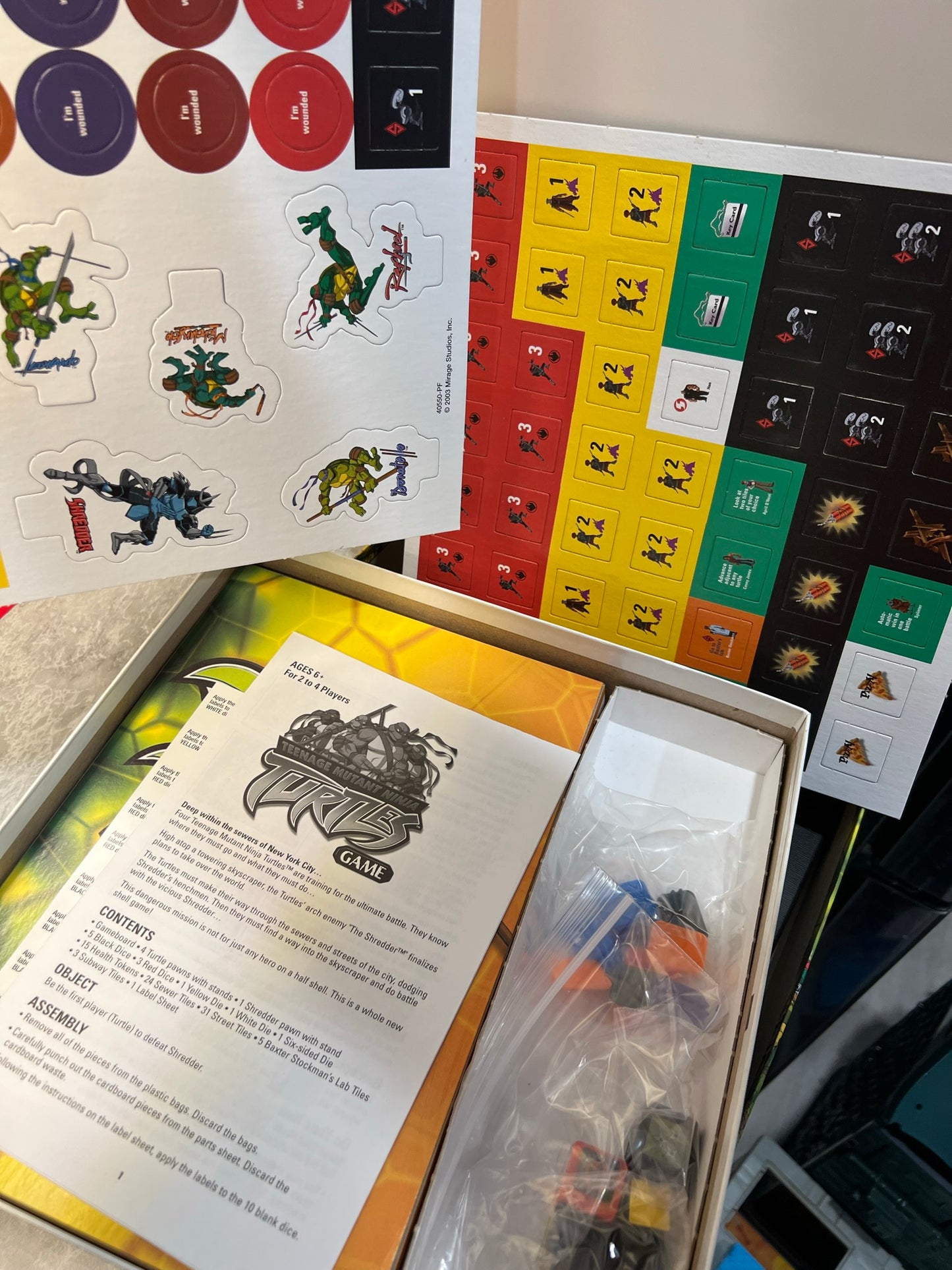 Teenage Mutant Ninja Turtles Board Game Milton Bradley - Some pieces still new