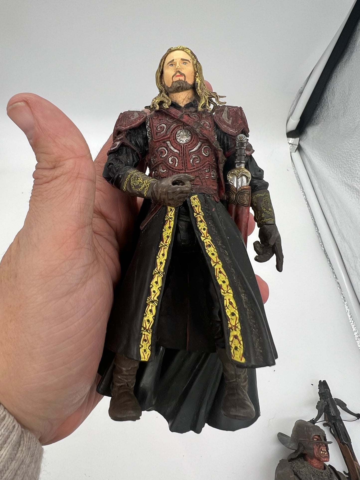 Toy Biz Lord Of The Rings Return of the King Eomer Action Figure