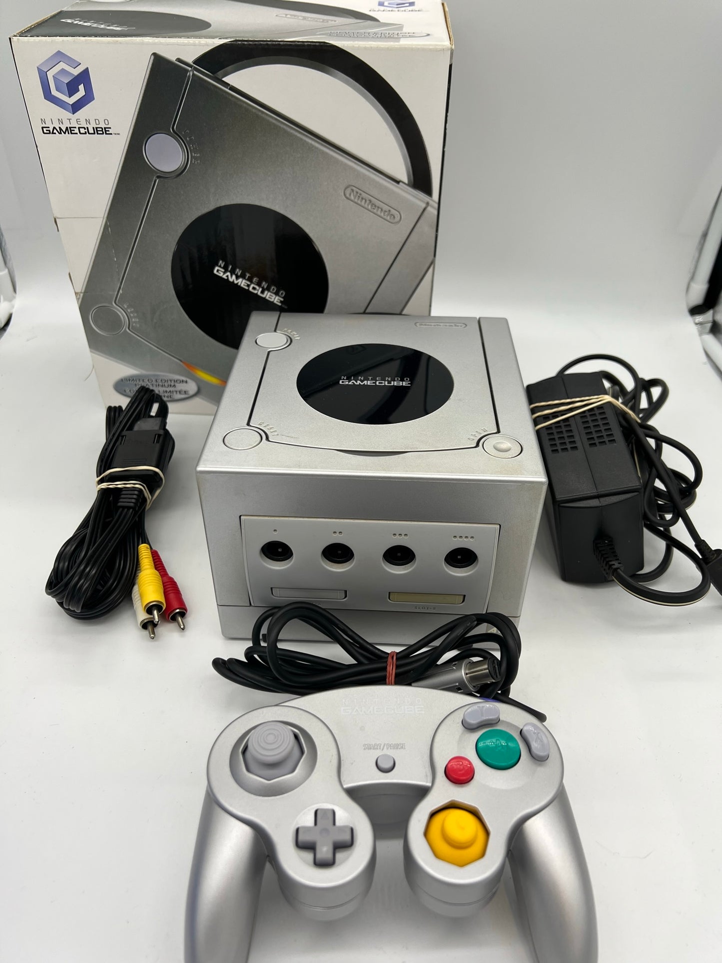 Nintendo Gamecube Console in Box Limited Edition Platinum Silver - System