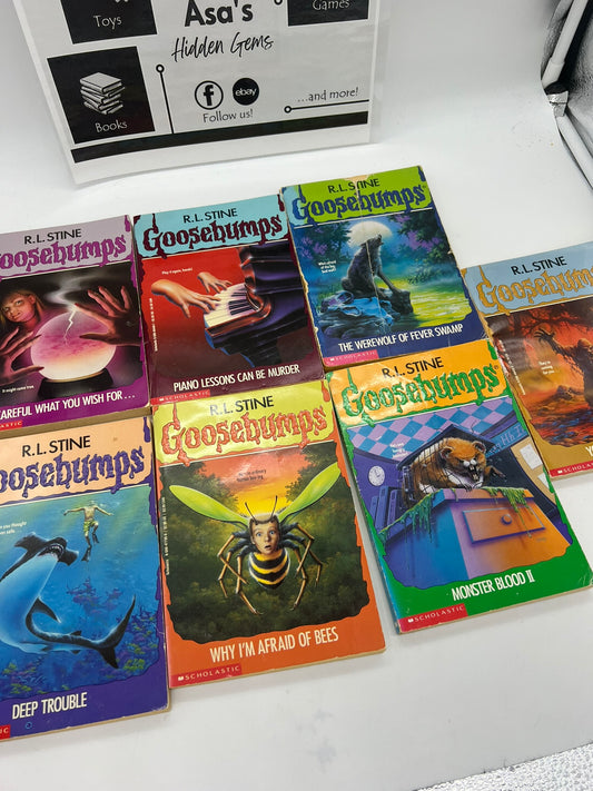 7 Goosebumps Books - Titles in pictures
