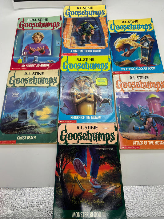 R.L. Stine Goosebumps Books (7 books)