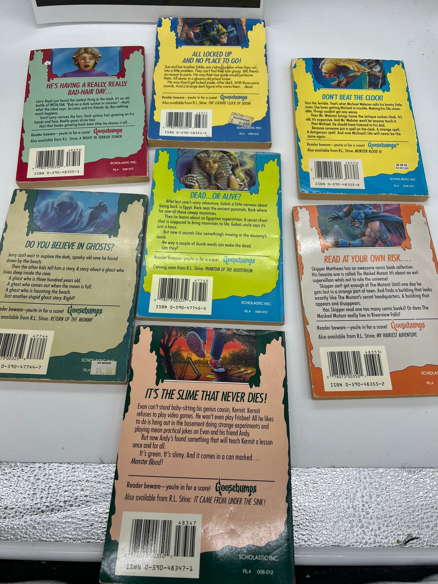 R.L. Stine Goosebumps Books (7 books)