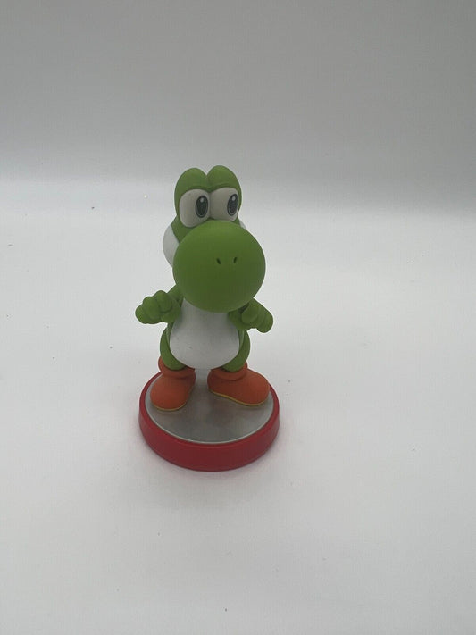 Nintendo Amiibo Super Mario Yoshi Red Base Figure