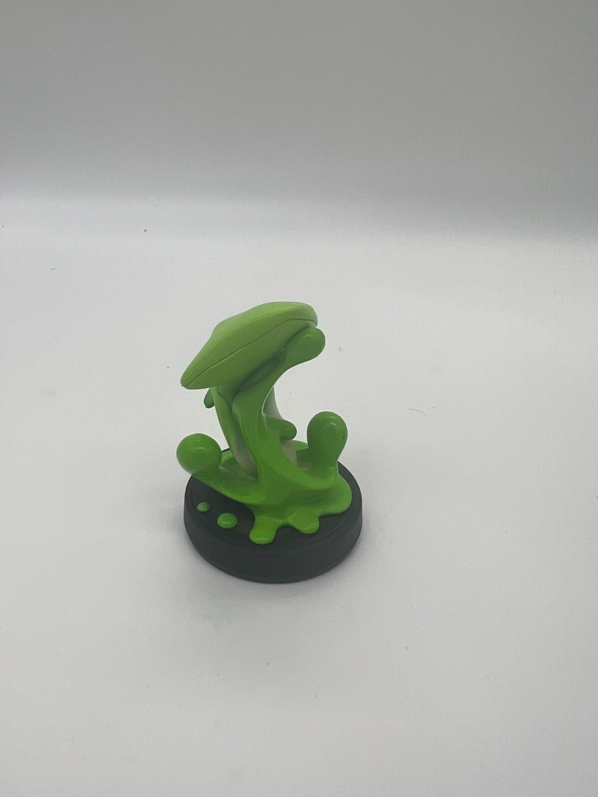 Inkling Squid Octoling Neon Green Amiibo Splatoon Series