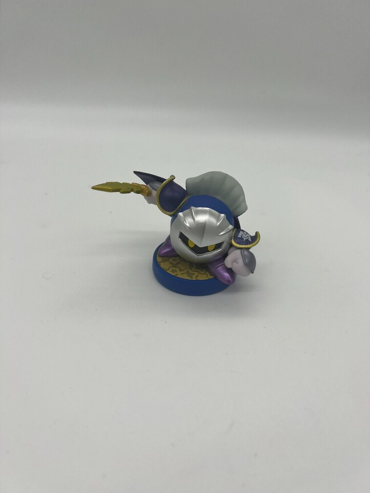 Nintendo Amiibo Figure Kirby Series Meta Knight Blue Base Loose