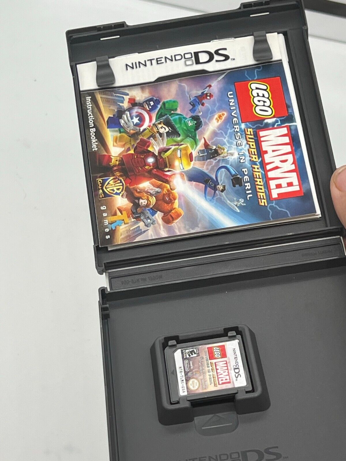 Lego Marvel Super Heroes Universe in Peril (Nintendo DS, 2013) - Tested