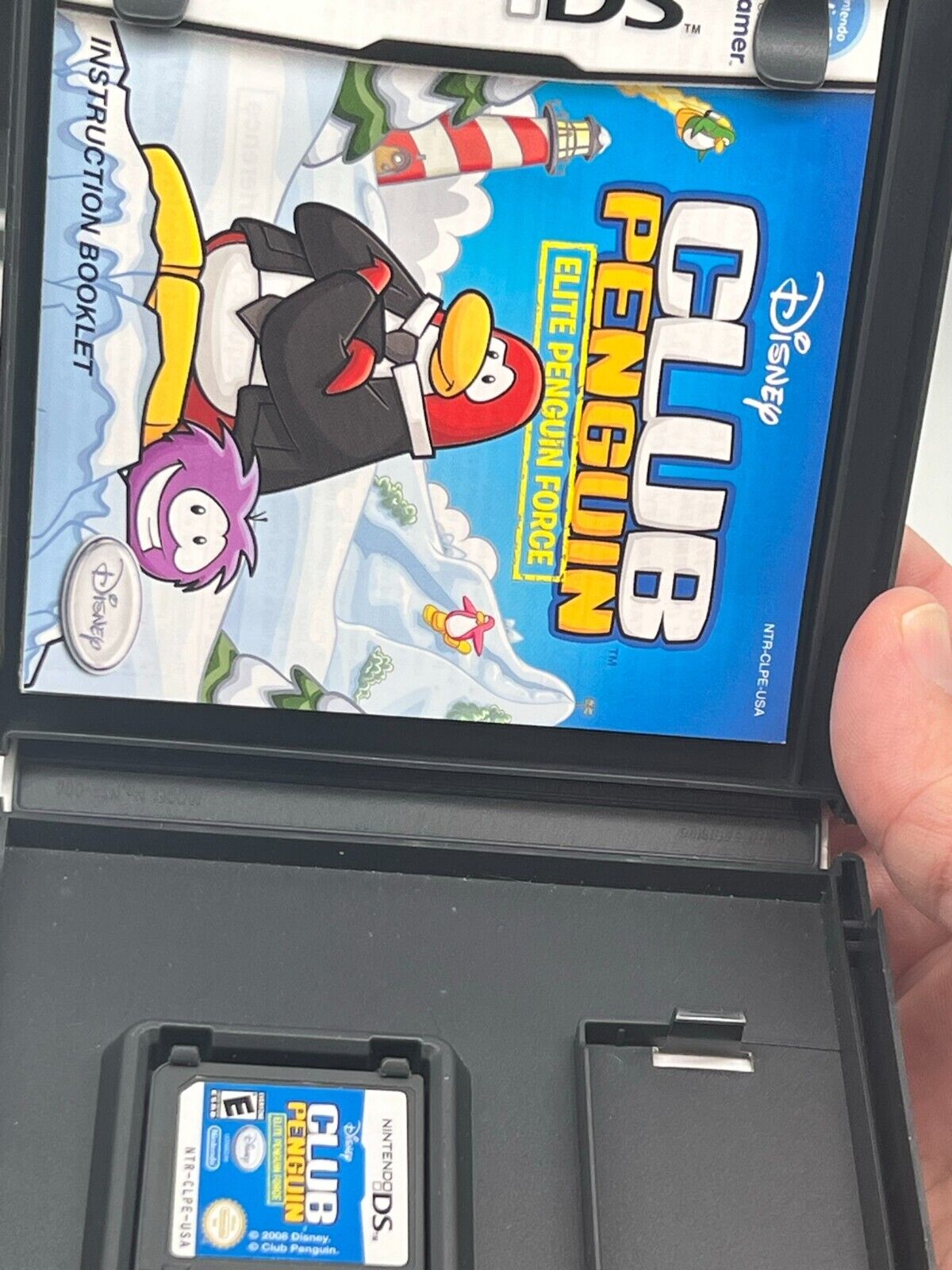 Club Penguin: Elite Penguin Force (Nintendo DS, 2008) - Tested