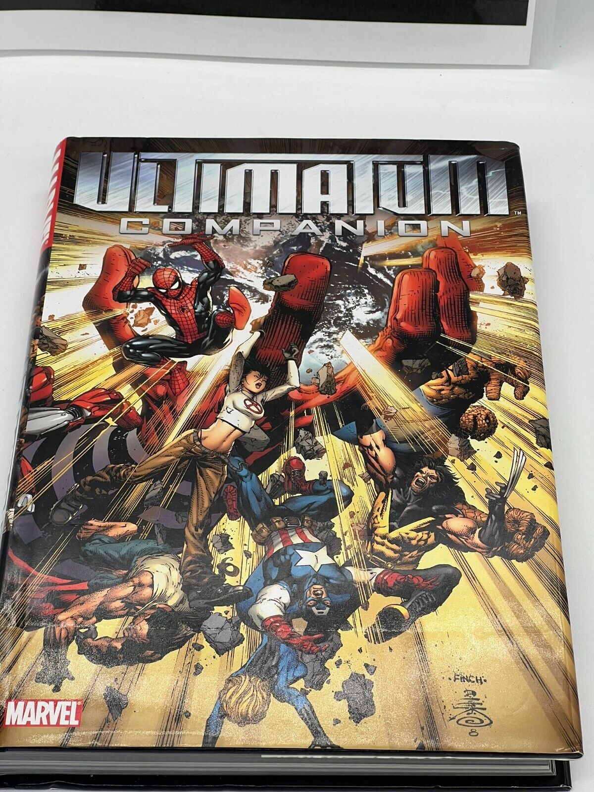 Marvel Ultimatum Companion ISBN 978-0-7851-5507-2 (Hardcover)