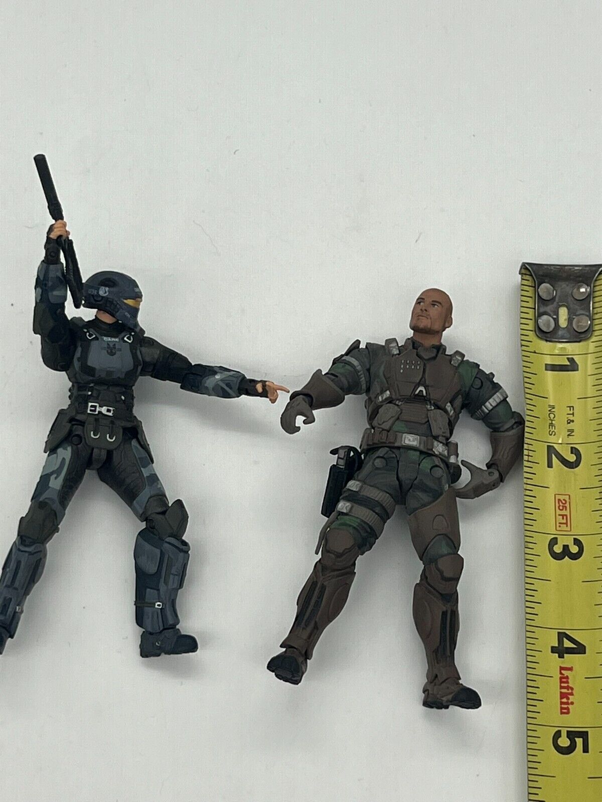 Halo 3:ODST ONI operative Dare & Halo Wars SGT. John Forge 4.5" Action Figure