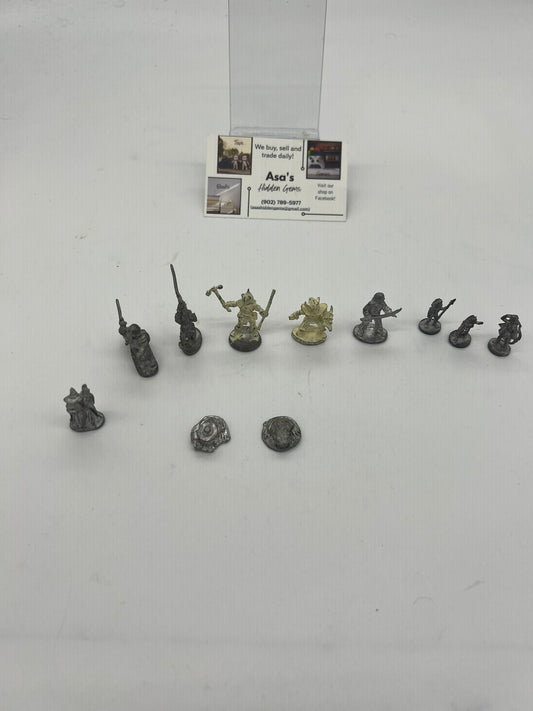 Vintage 80s Ral Partha Grenadier Dungeons and Dragons figures lot of 11