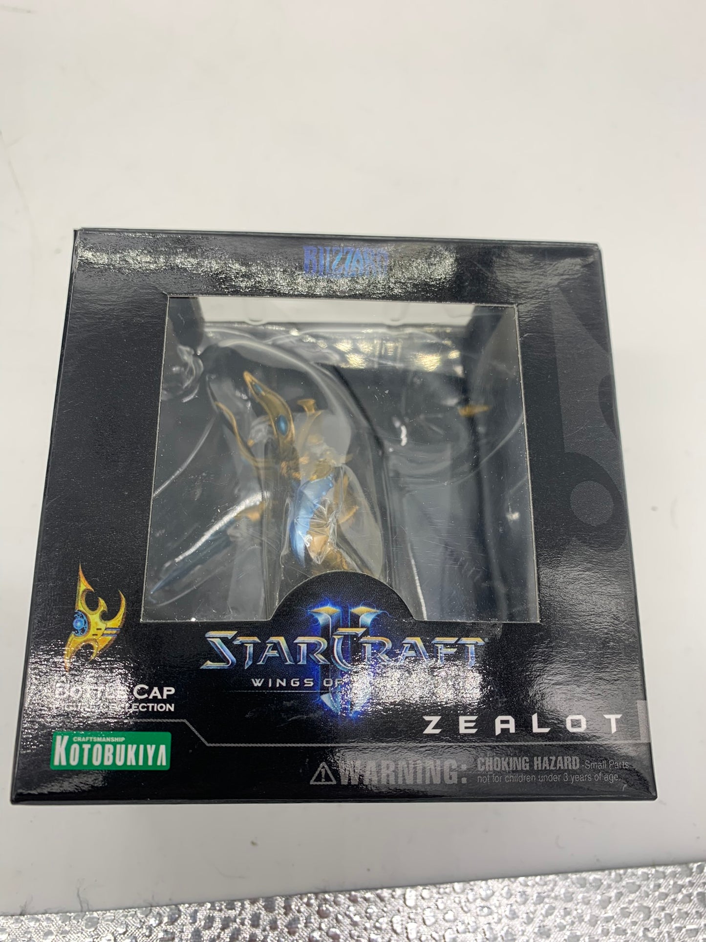 Starcraft 2: wings of liberty kotobukiya bottle cap figures