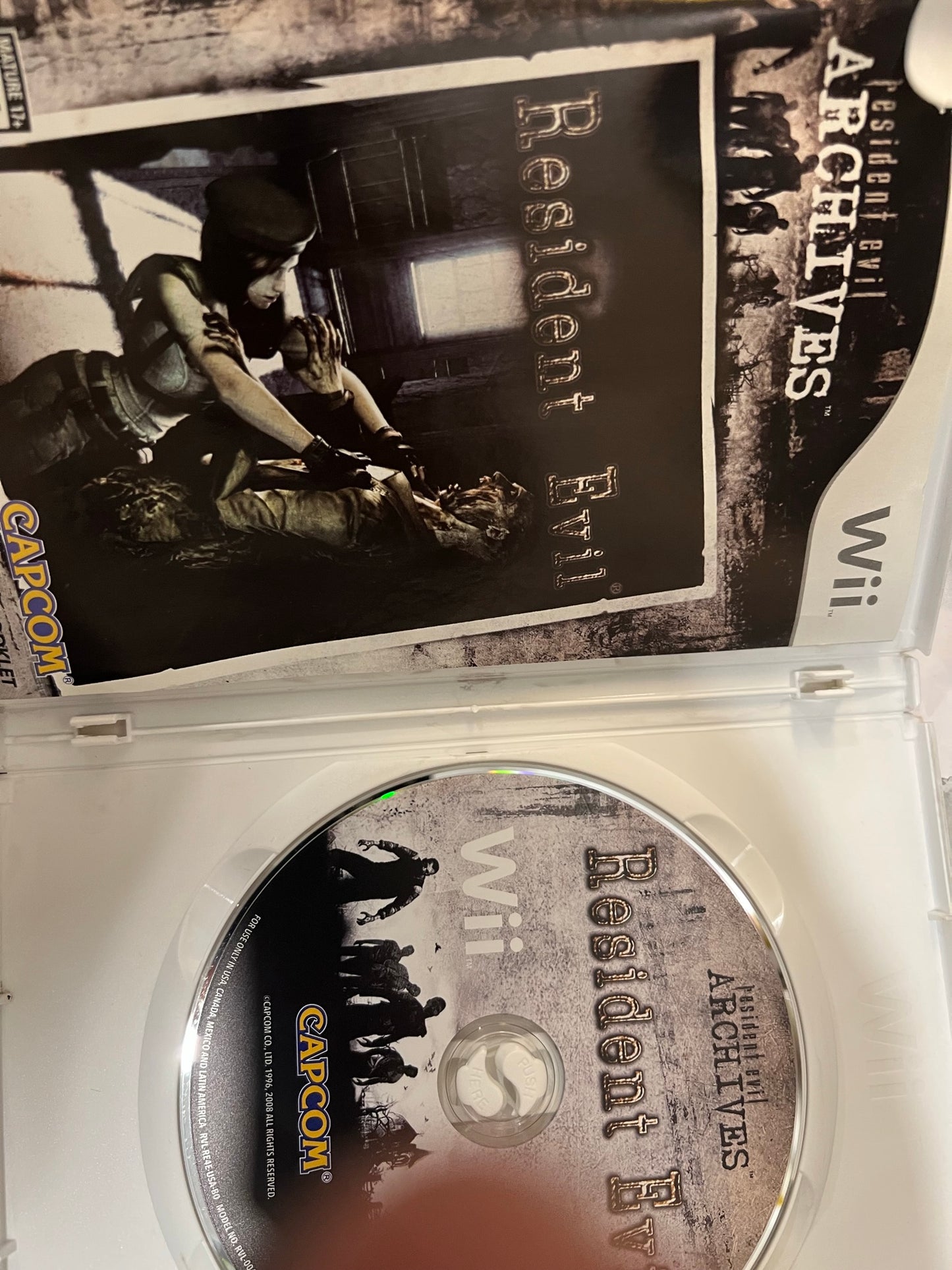 Resident Evil Archives: Resident Evil (Nintendo Wii, 2009)